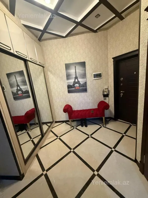 Satılır 2 otaqlı yeni tikili 92 m²