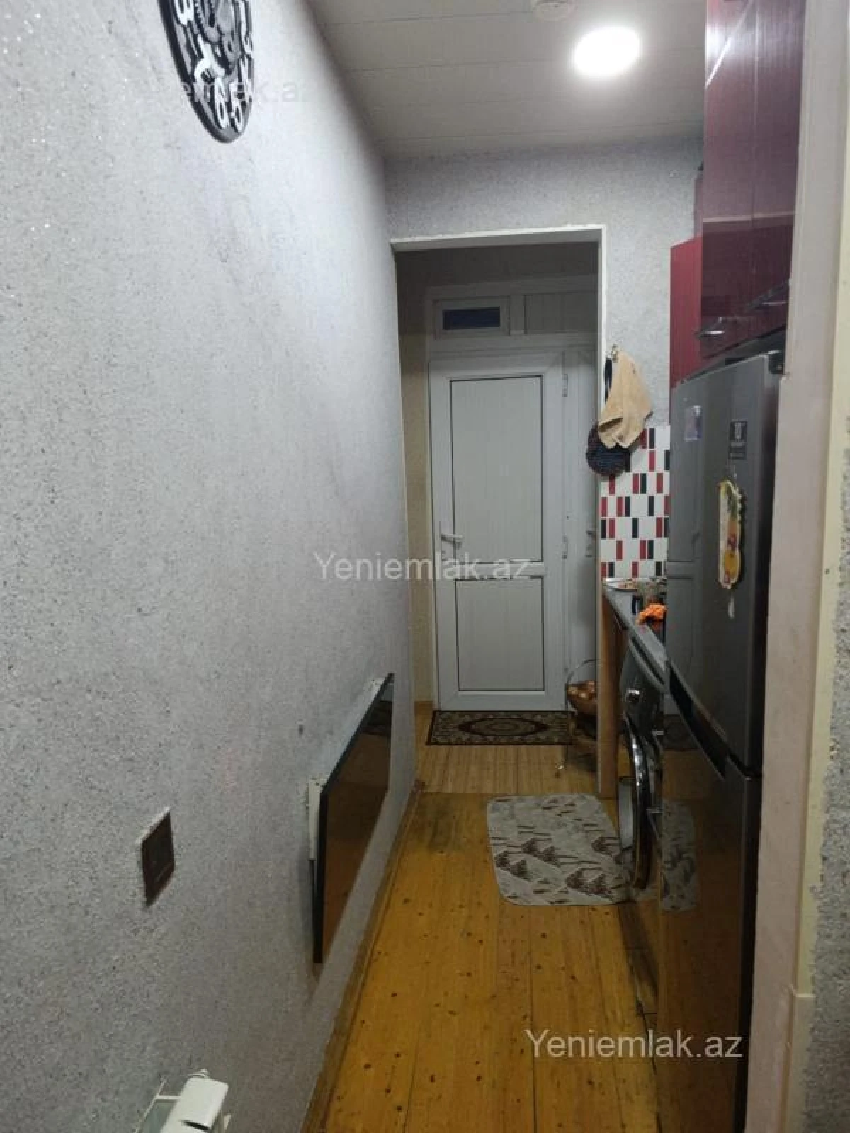 Satılır 2 otaqlı köhnə tikili 42 m²