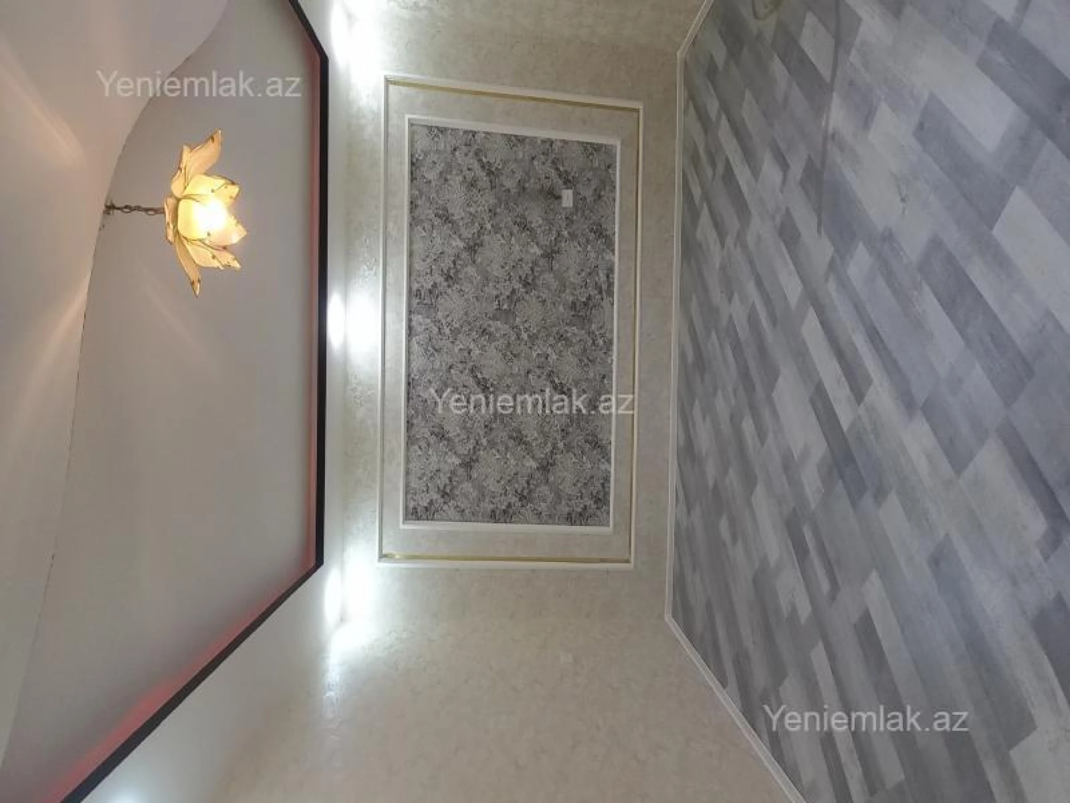 Satılır 2 otaqlı yeni tikili 62 m²