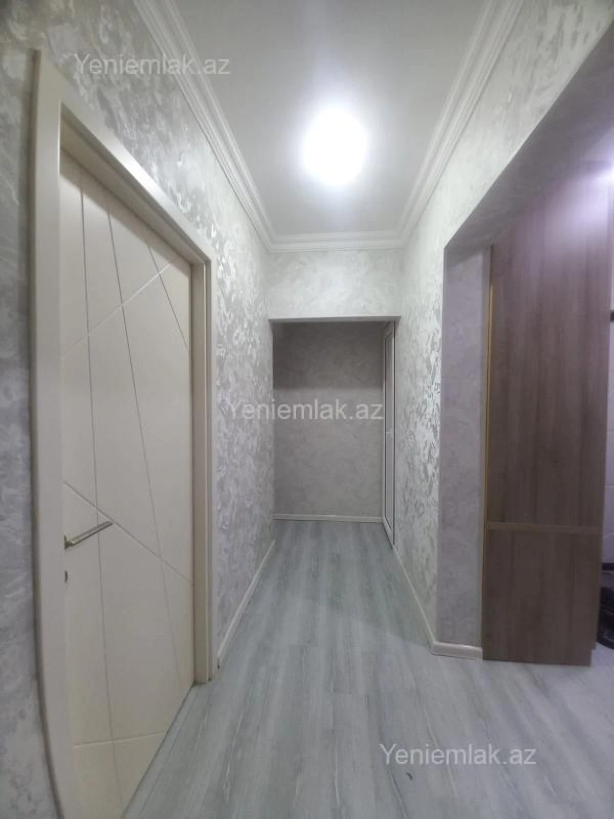 Satılır 3 otaqlı köhnə tikili 68 m²