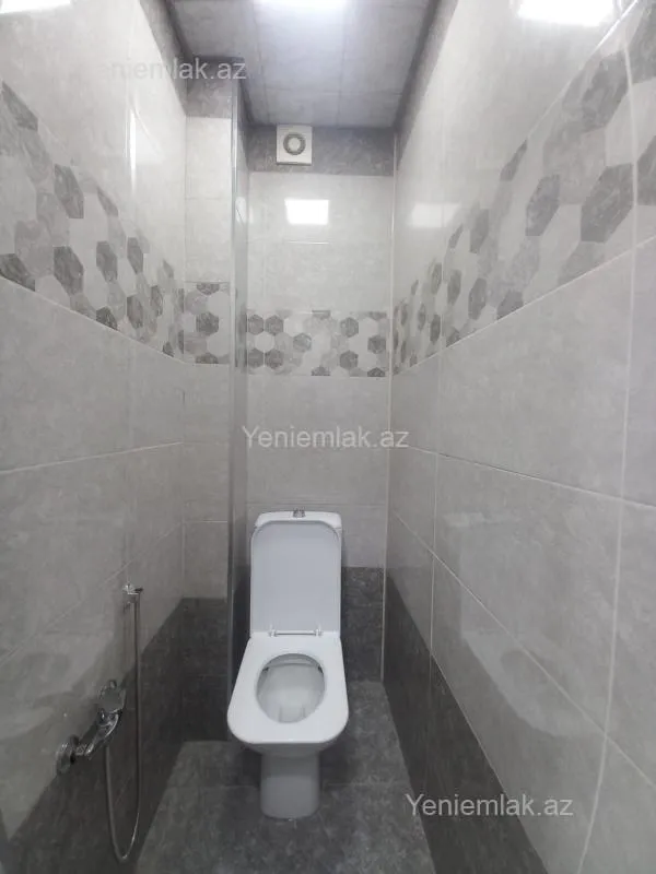 Satılır 3 otaqlı köhnə tikili 68 m²