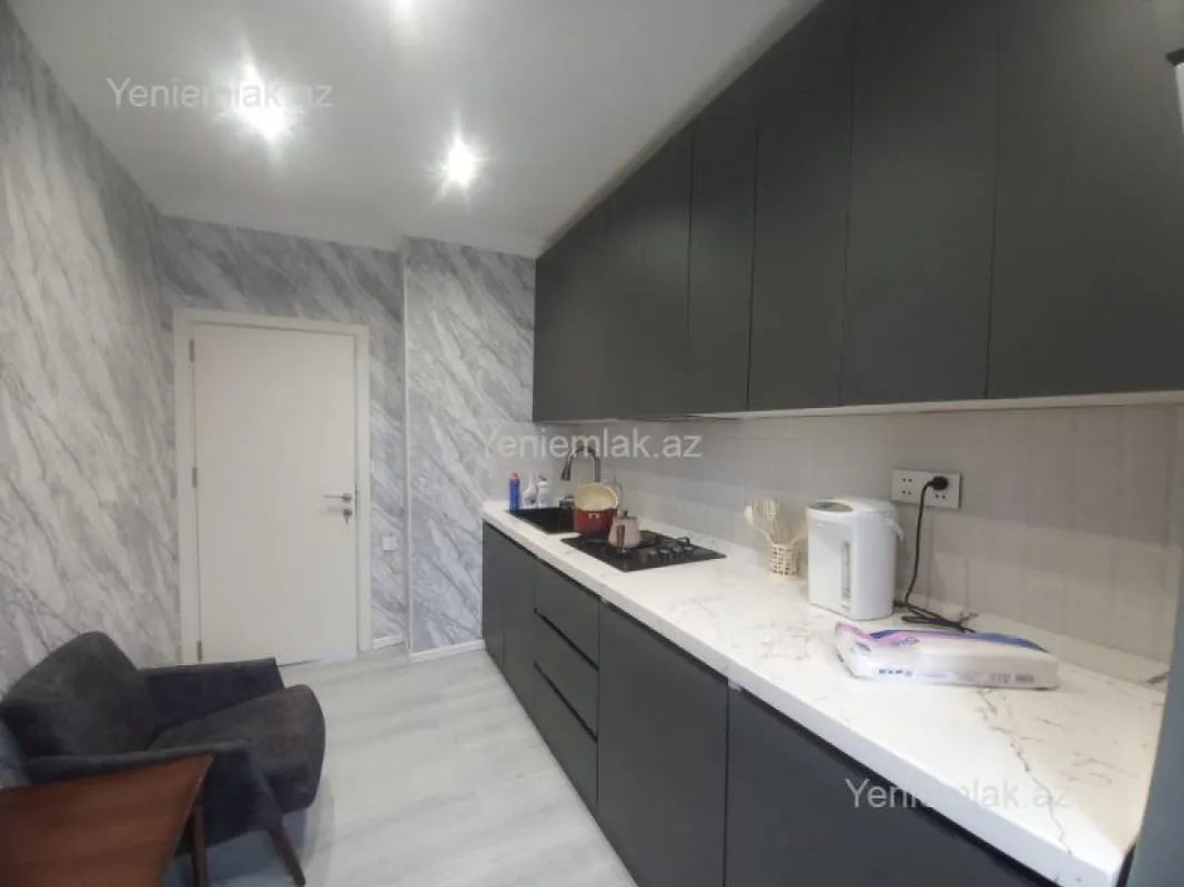 Satılır 3 otaqlı köhnə tikili 68 m²