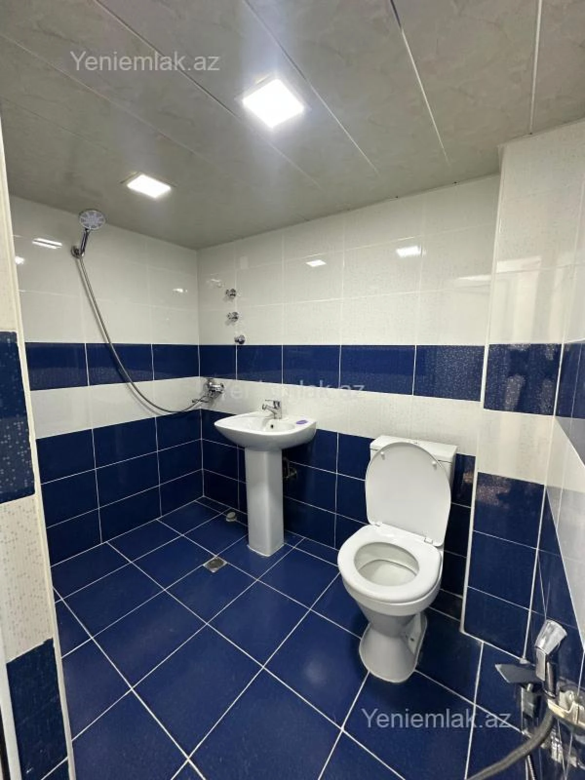 Satılır 2 otaqlı yeni tikili 60 m²