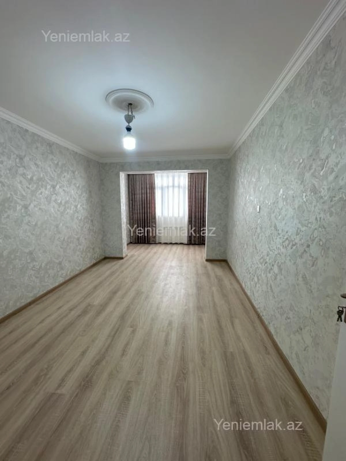 Satılır 2 otaqlı yeni tikili 60 m²