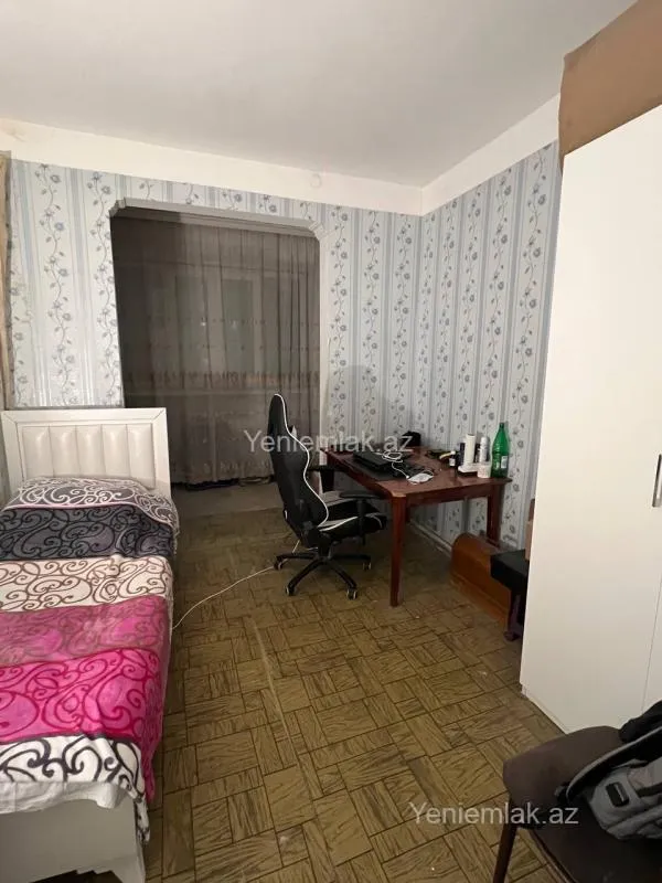 Satılır 3 otaqlı köhnə tikili 75 m²