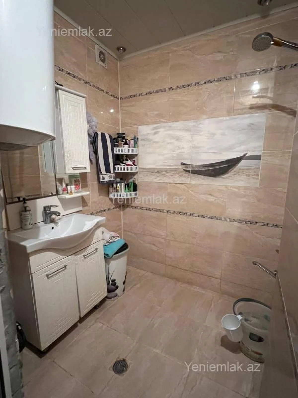 Satılır 3 otaqlı köhnə tikili 75 m²