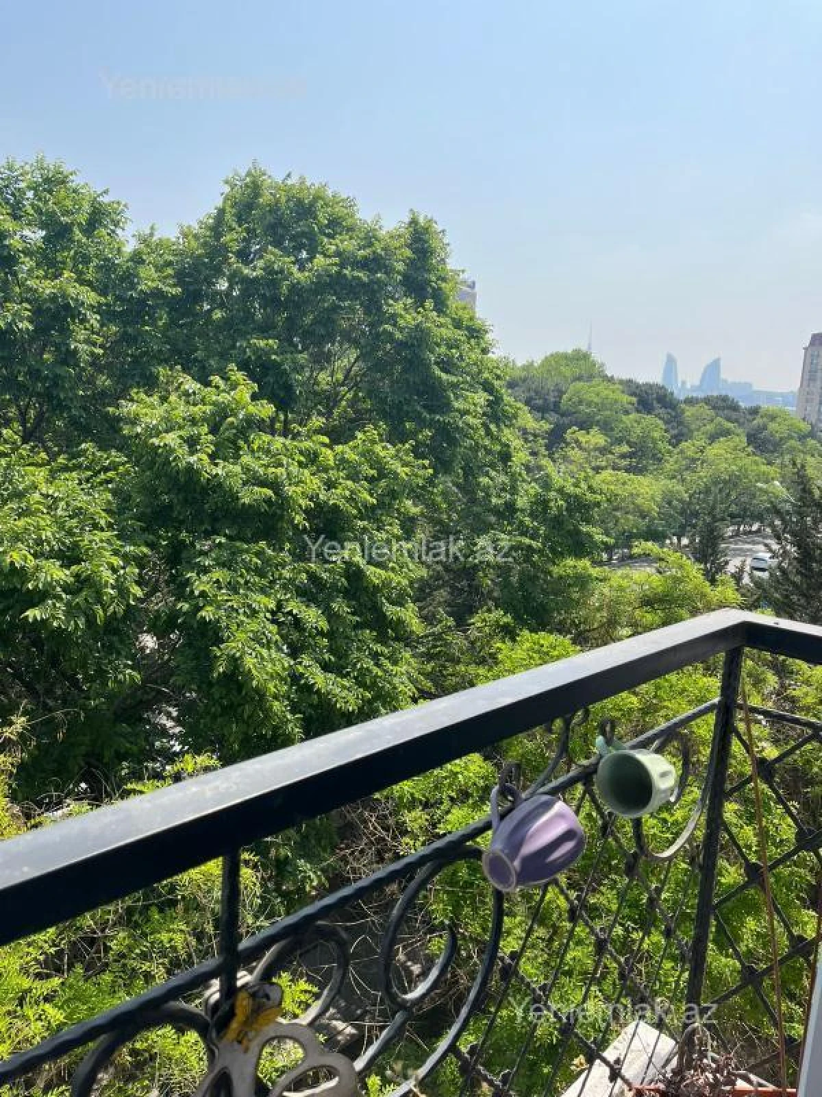 Satılır 4 otaqlı köhnə tikili 99 m²