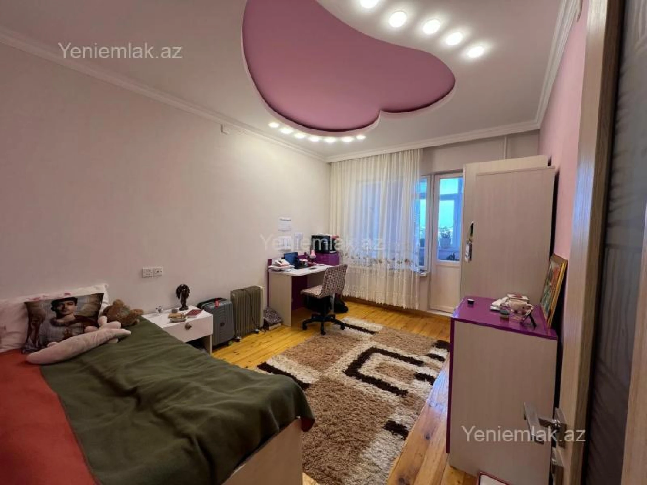 Satılır 3 otaqlı köhnə tikili 75 m²