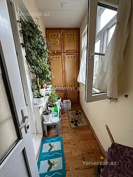 Satılır 3 otaqlı köhnə tikili 75 m²
