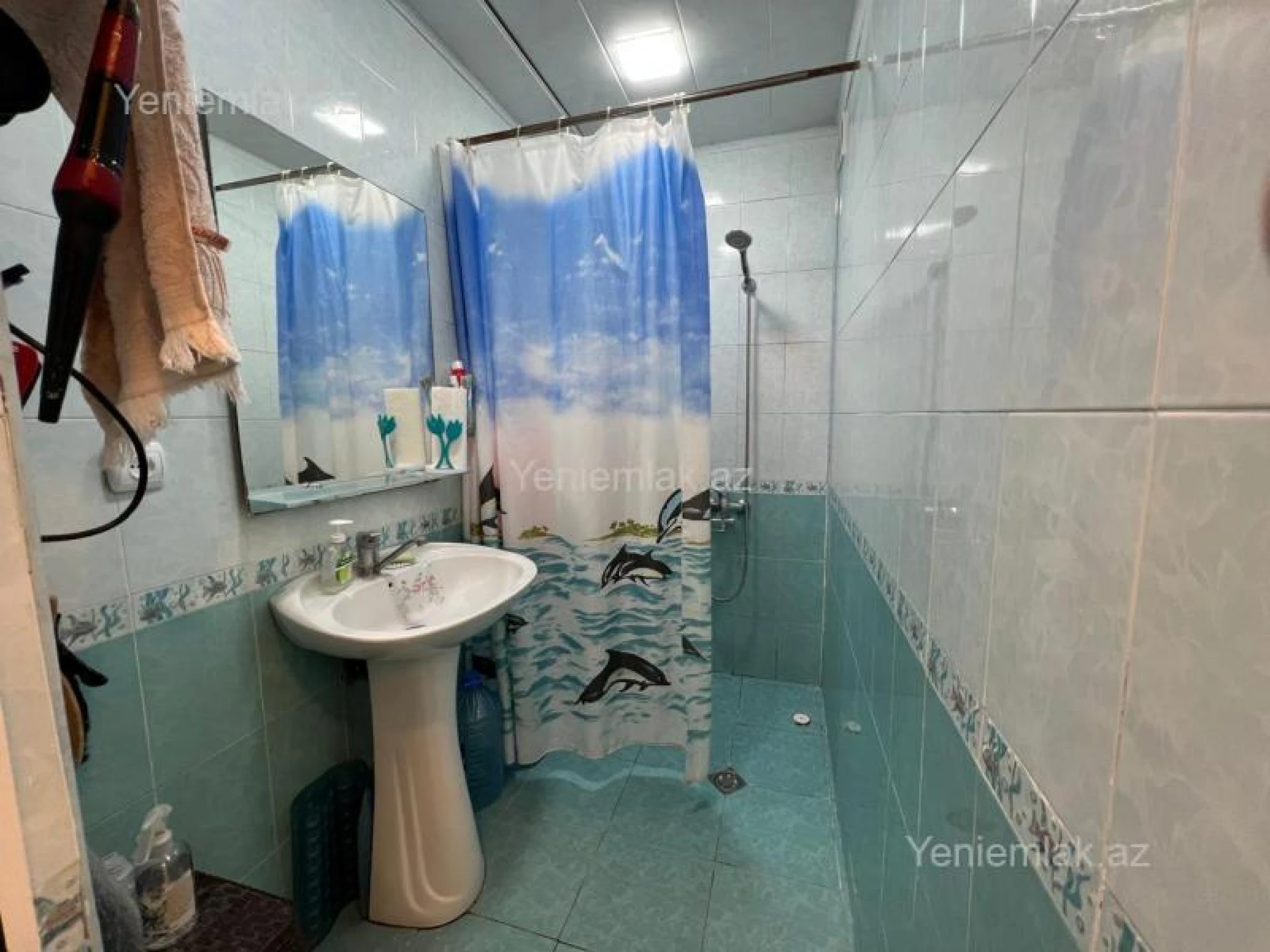 Satılır 3 otaqlı köhnə tikili 75 m²