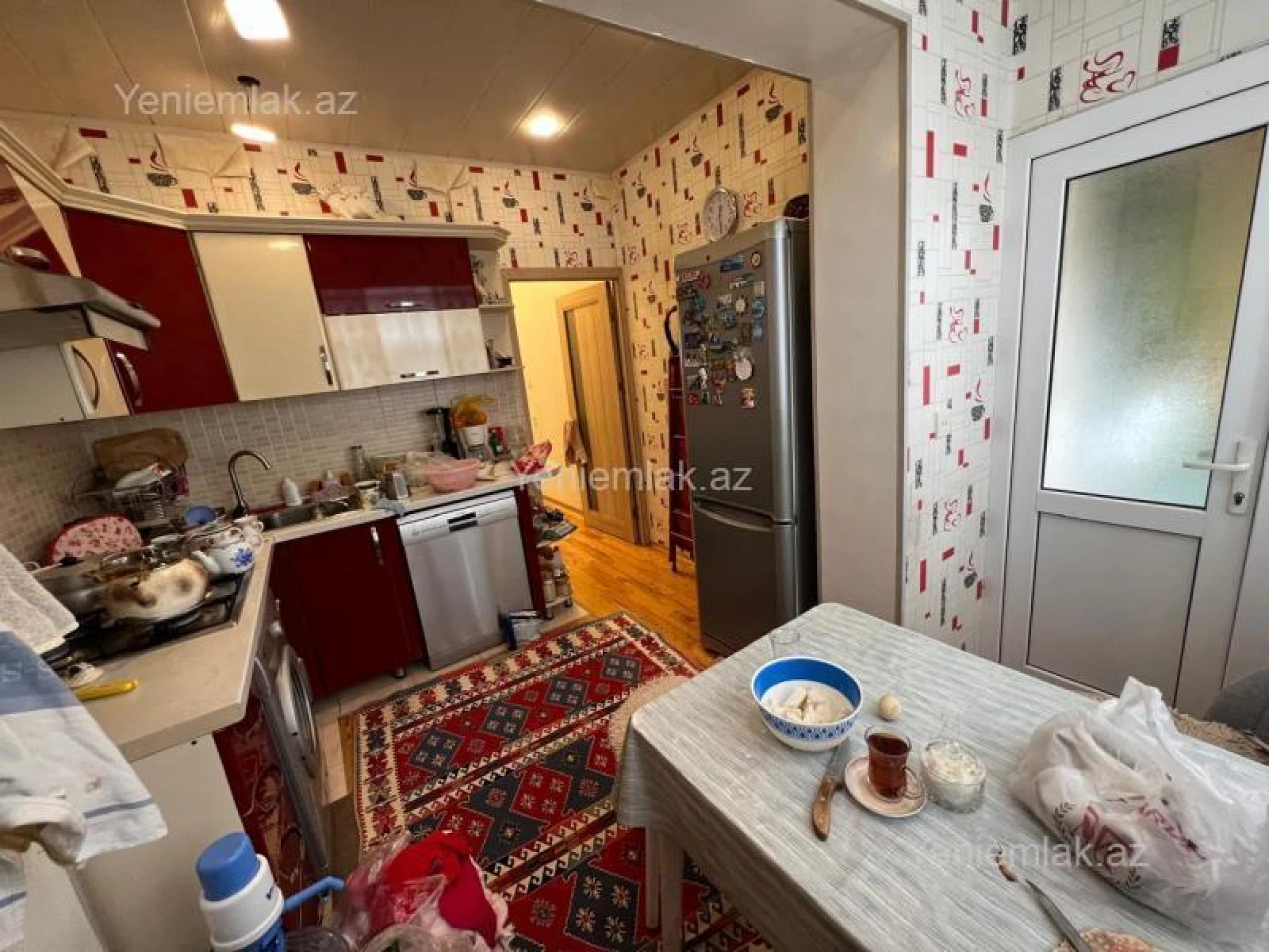 Satılır 3 otaqlı köhnə tikili 75 m²