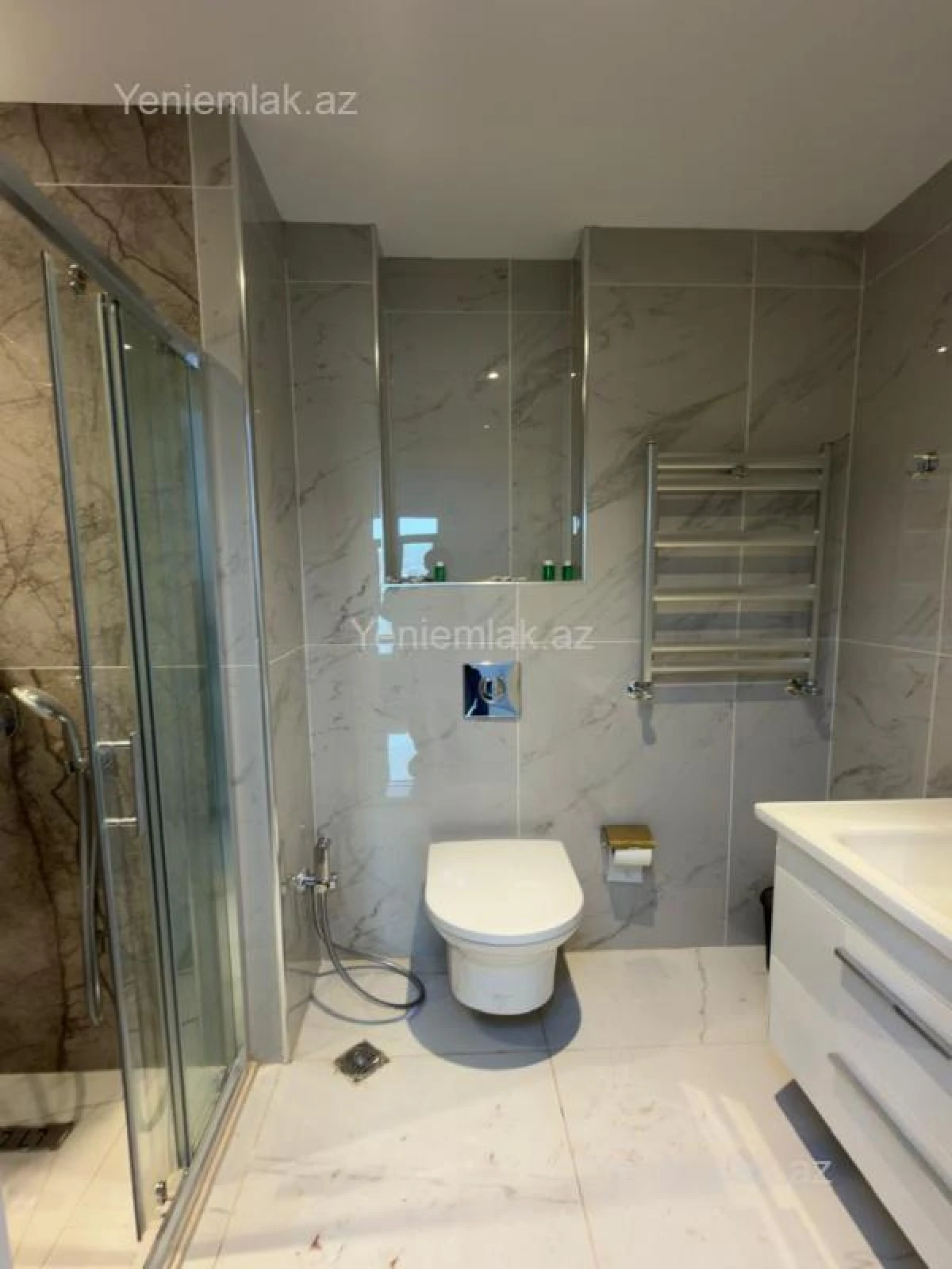 Satılır 3 otaqlı yeni tikili 53 m²