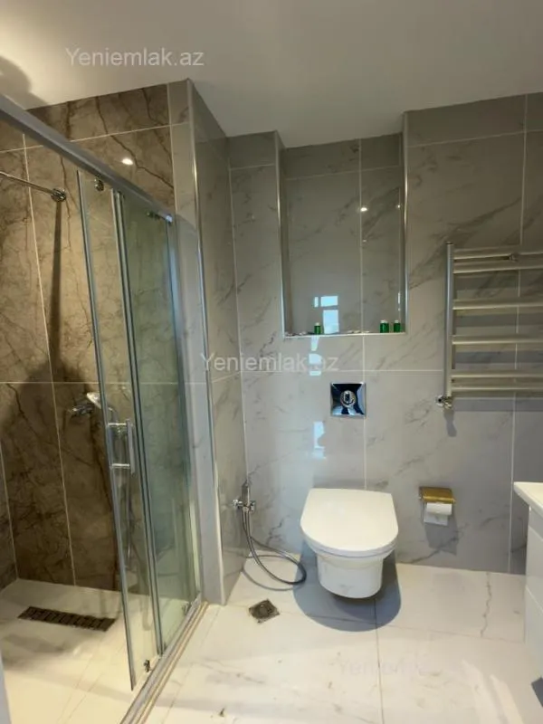 Satılır 3 otaqlı yeni tikili 53 m²