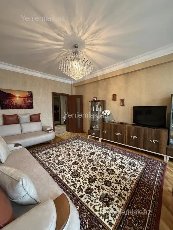 Satılır 2 otaqlı yeni tikili 90 m²