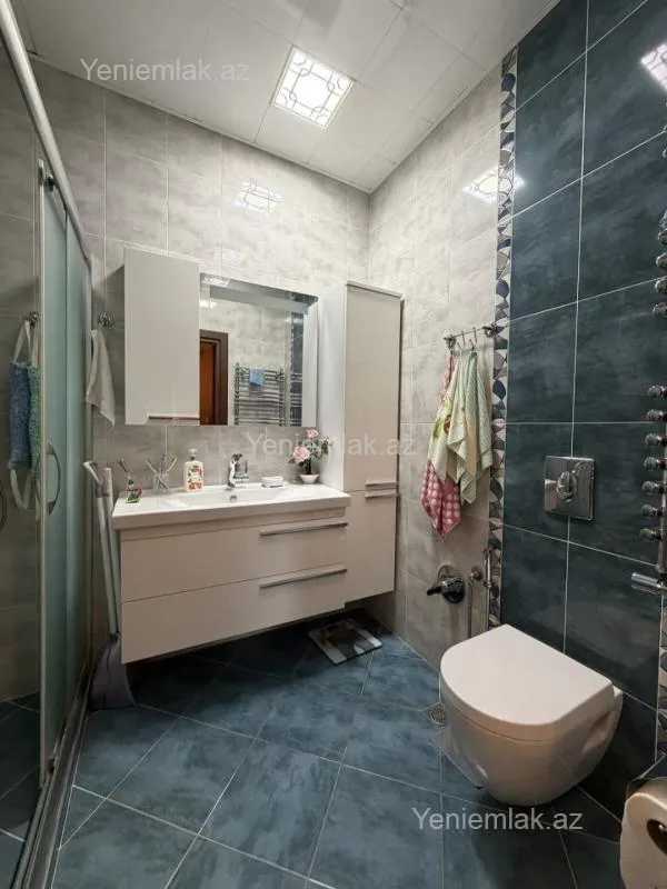 Satılır 2 otaqlı yeni tikili 90 m²