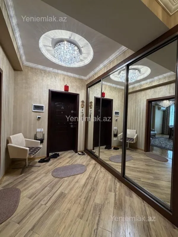 Satılır 2 otaqlı yeni tikili 90 m²