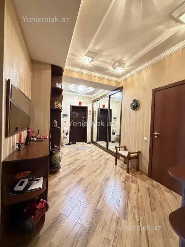 Satılır 2 otaqlı yeni tikili 90 m²
