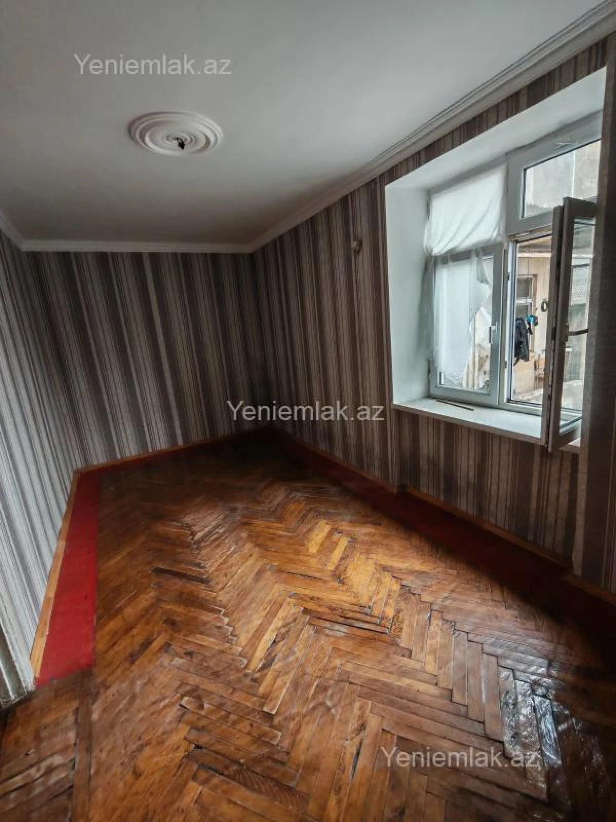 Satılır 2 otaqlı köhnə tikili 45 m²