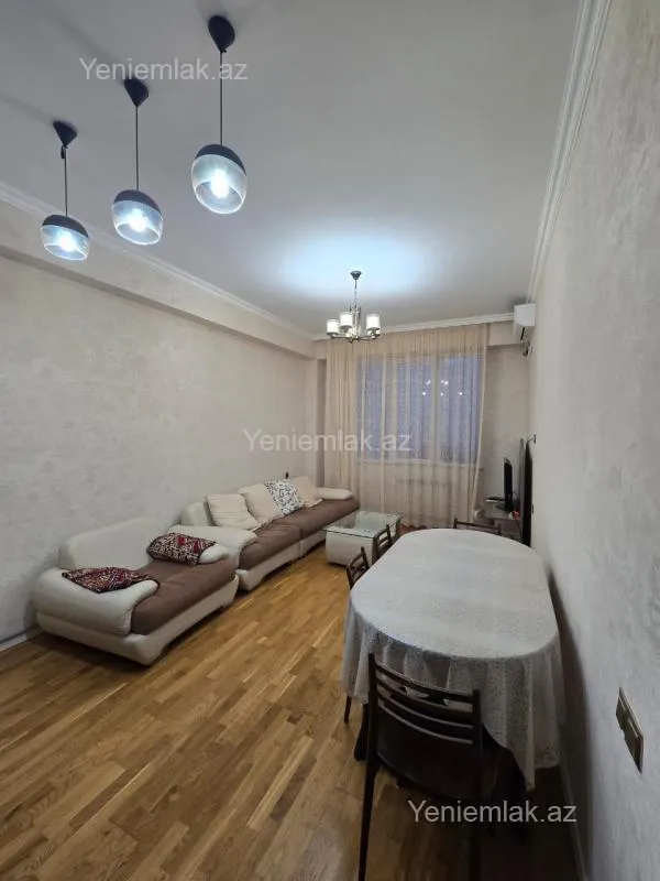 Satılır 3 otaqlı yeni tikili 70 m²