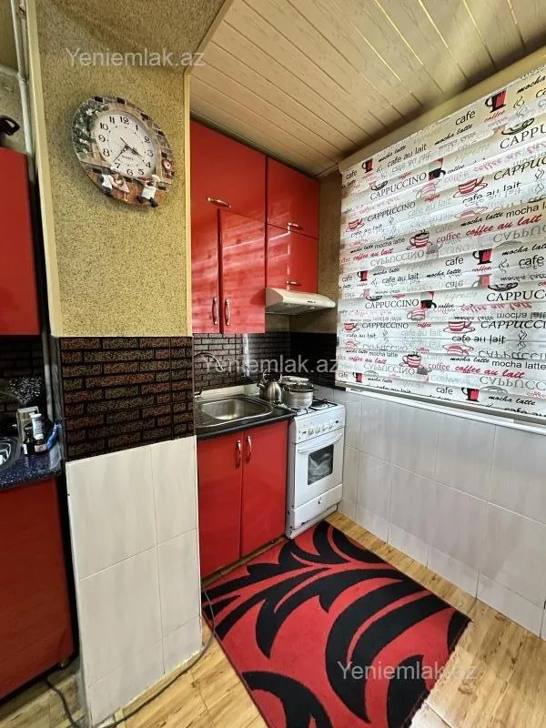 Satılır 3 otaqlı köhnə tikili 70 m²