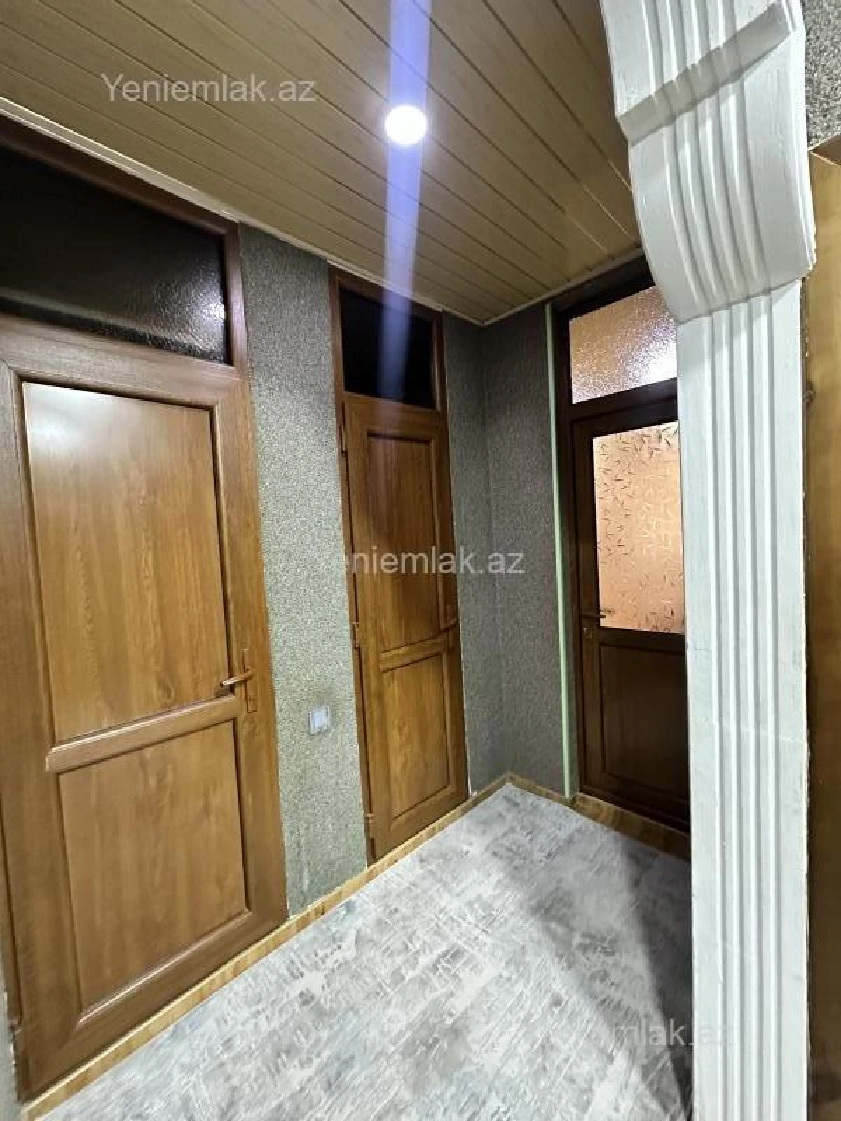 Satılır 3 otaqlı köhnə tikili 70 m²