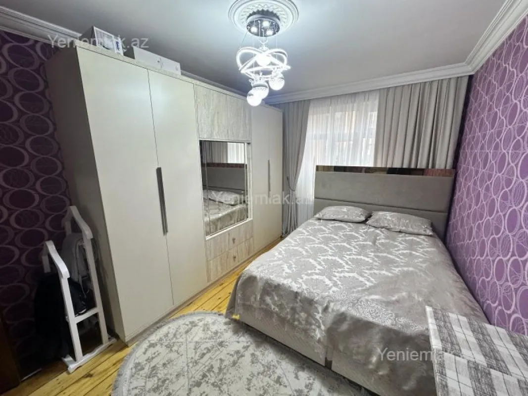 Satılır 3 otaqlı köhnə tikili 70 m²