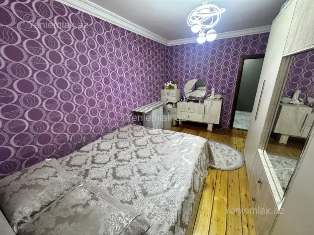 Satılır 3 otaqlı köhnə tikili 70 m²