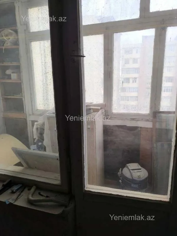 Satılır 2 otaqlı köhnə tikili 60 m²