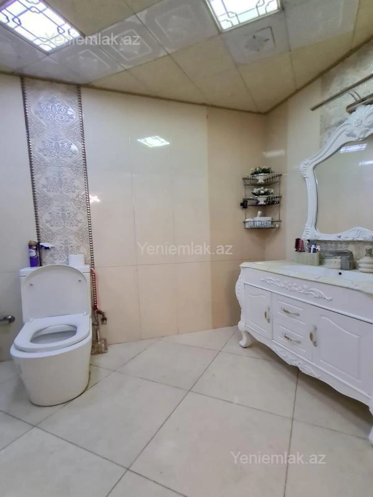 Satılır 3 otaqlı yeni tikili 150 m²