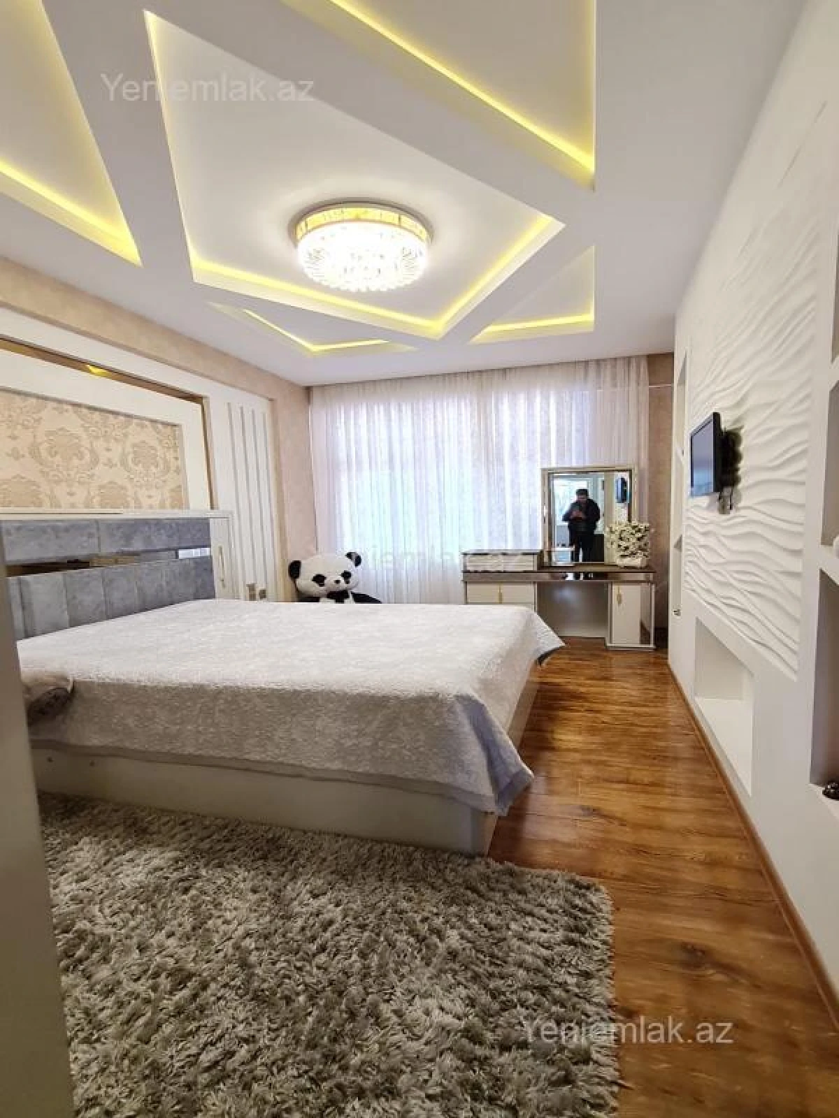 Satılır 3 otaqlı yeni tikili 150 m²