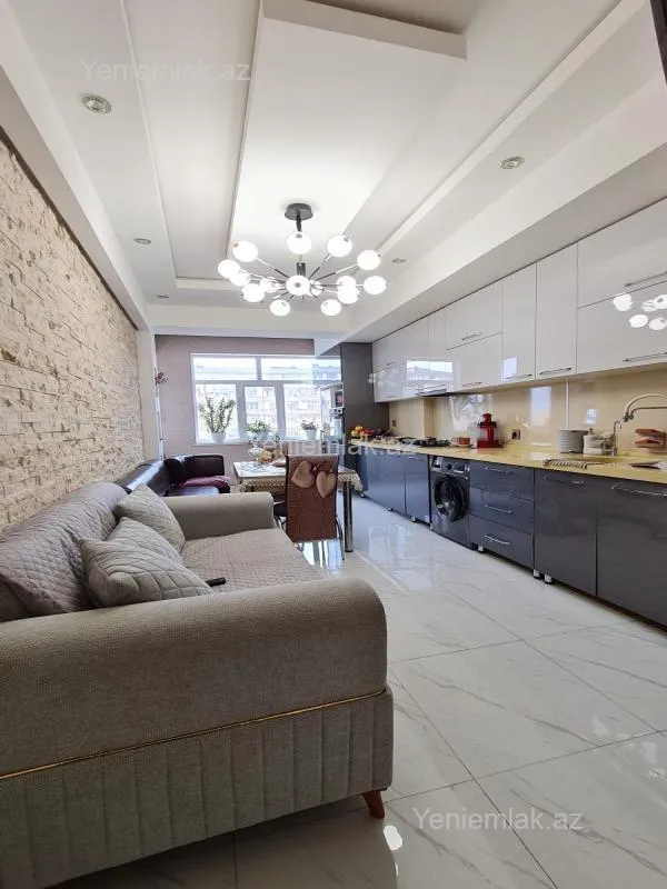 Satılır 3 otaqlı yeni tikili 150 m²