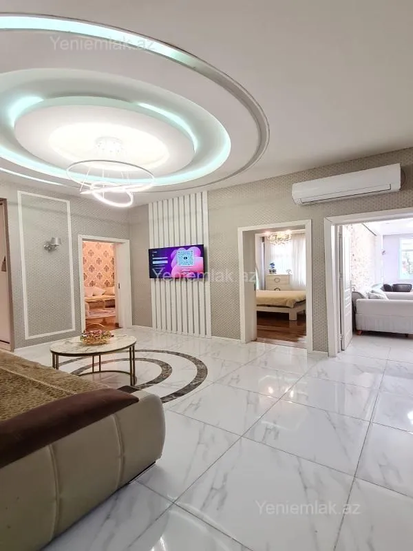 Satılır 3 otaqlı yeni tikili 150 m²