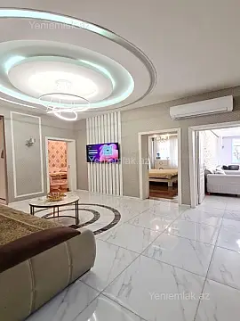 Satılır 3 otaqlı yeni tikili 150 m²