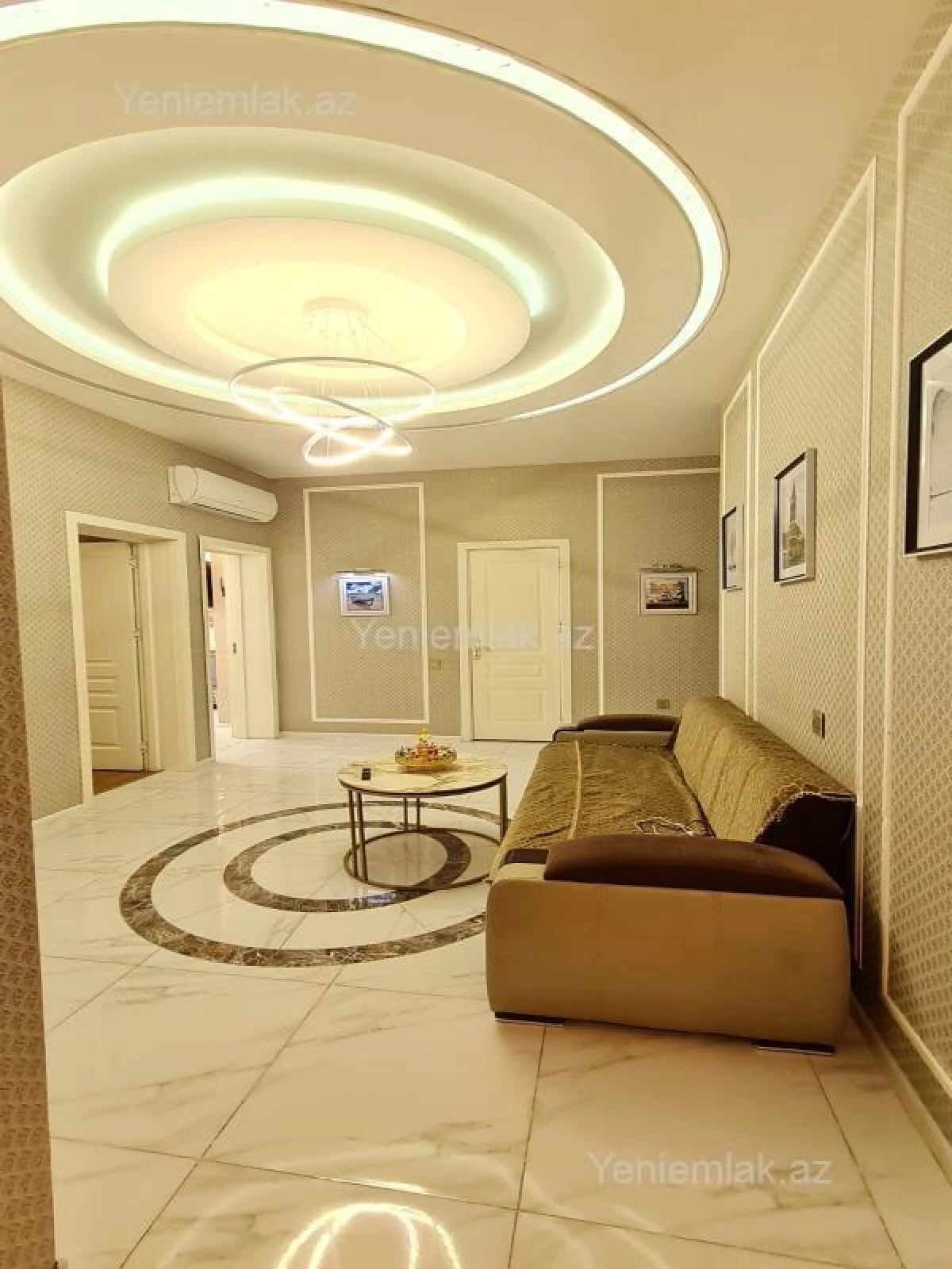 Satılır 3 otaqlı yeni tikili 150 m²