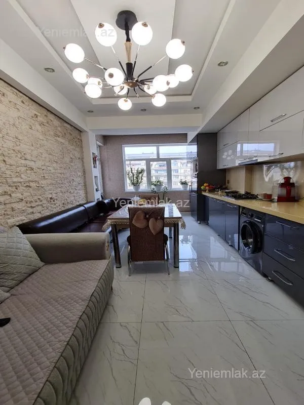 Satılır 3 otaqlı yeni tikili 150 m²