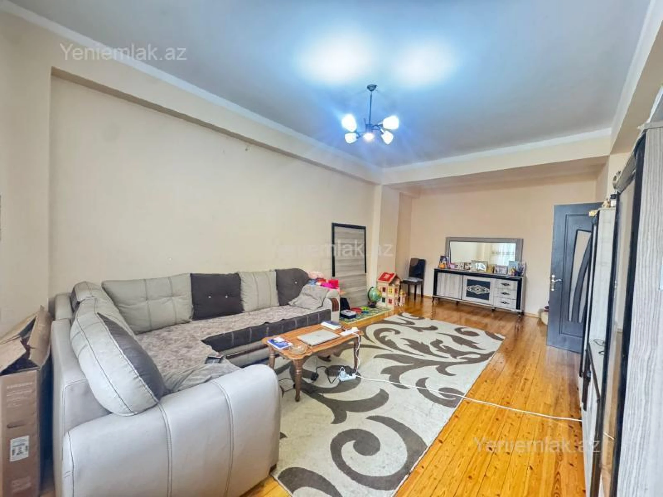 Satılır 2 otaqlı yeni tikili 95 m²