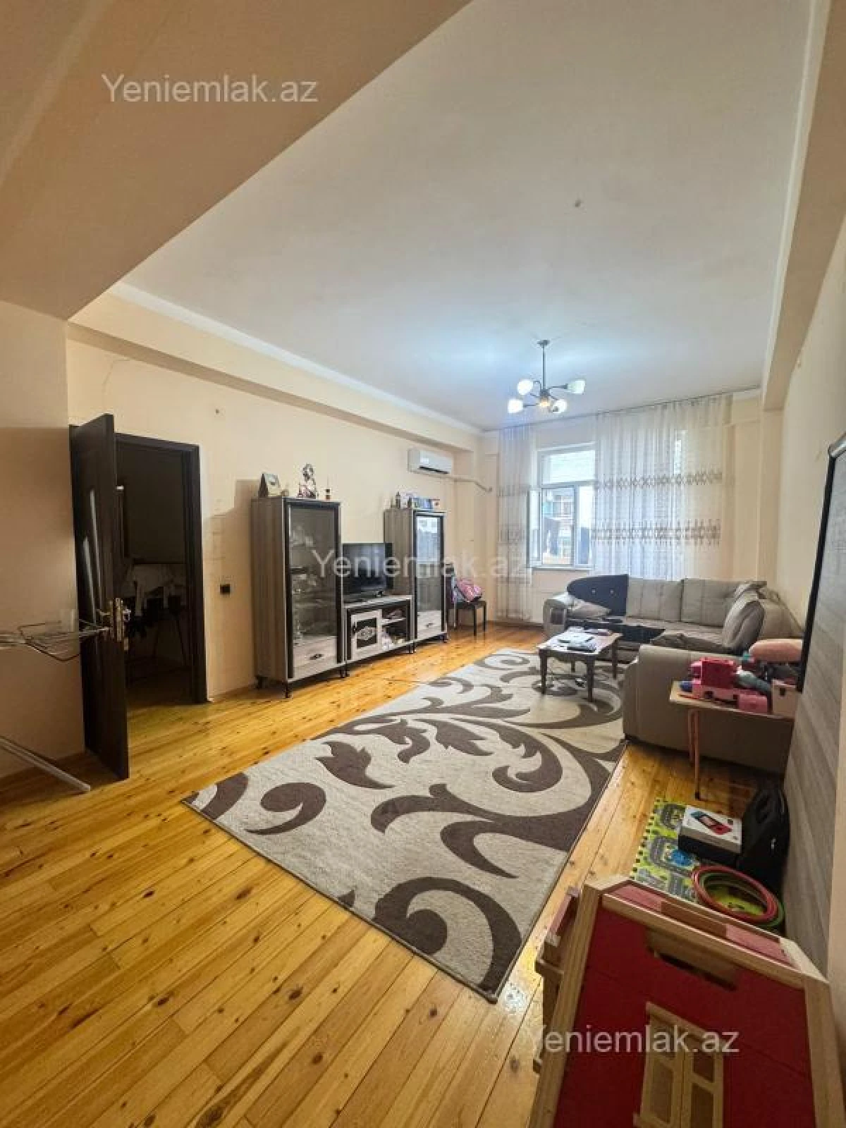 Satılır 2 otaqlı yeni tikili 95 m²