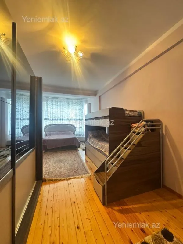 Satılır 2 otaqlı yeni tikili 95 m²