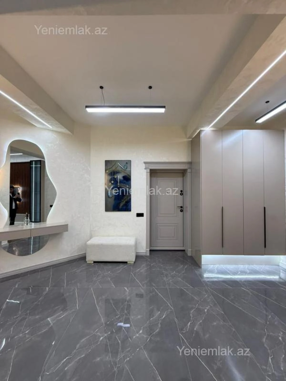 Satılır 2 otaqlı yeni tikili 96 m²