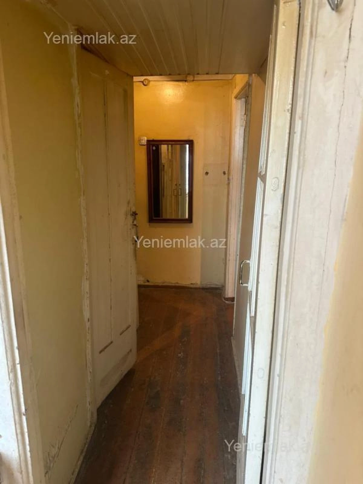 Satılır 1 otaqlı köhnə tikili 40 m²