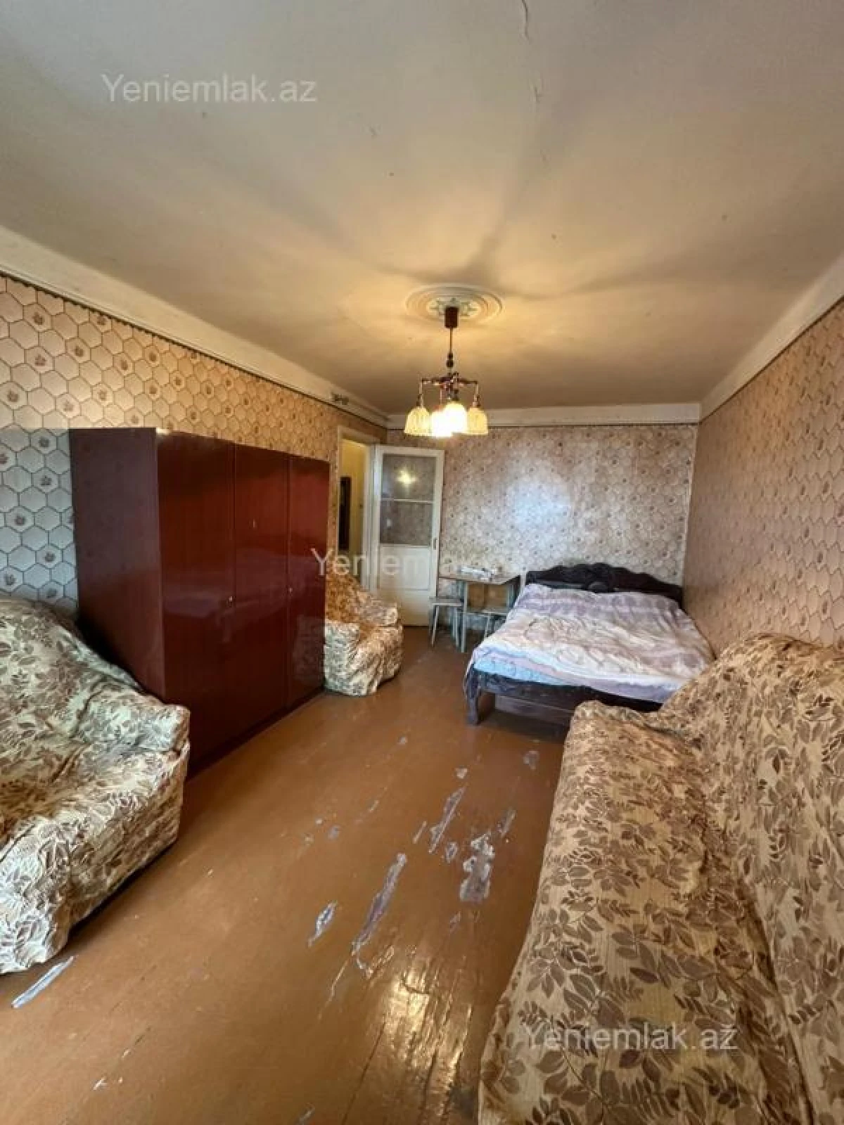 Satılır 1 otaqlı köhnə tikili 40 m²