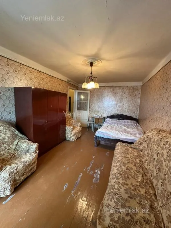 Satılır 1 otaqlı köhnə tikili 40 m²