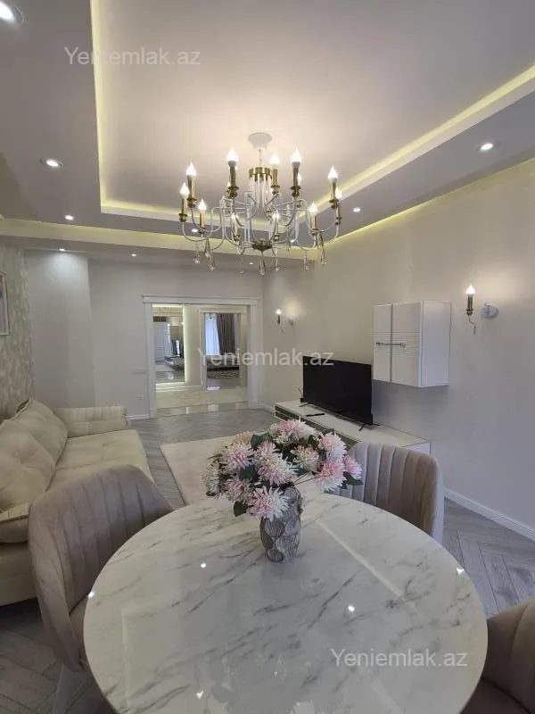 Satılır 3 otaqlı yeni tikili 109 m²