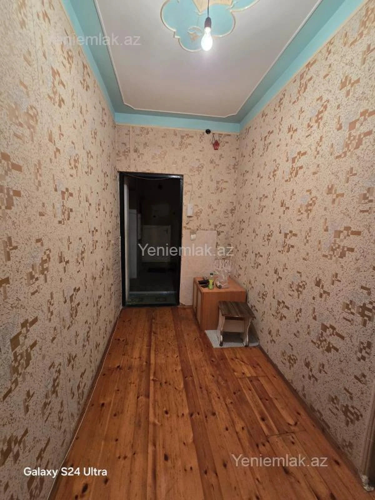 Satılır 4 otaqlı köhnə tikili 85 m²