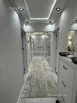 Satılır 3 otaqlı köhnə tikili 100 m²