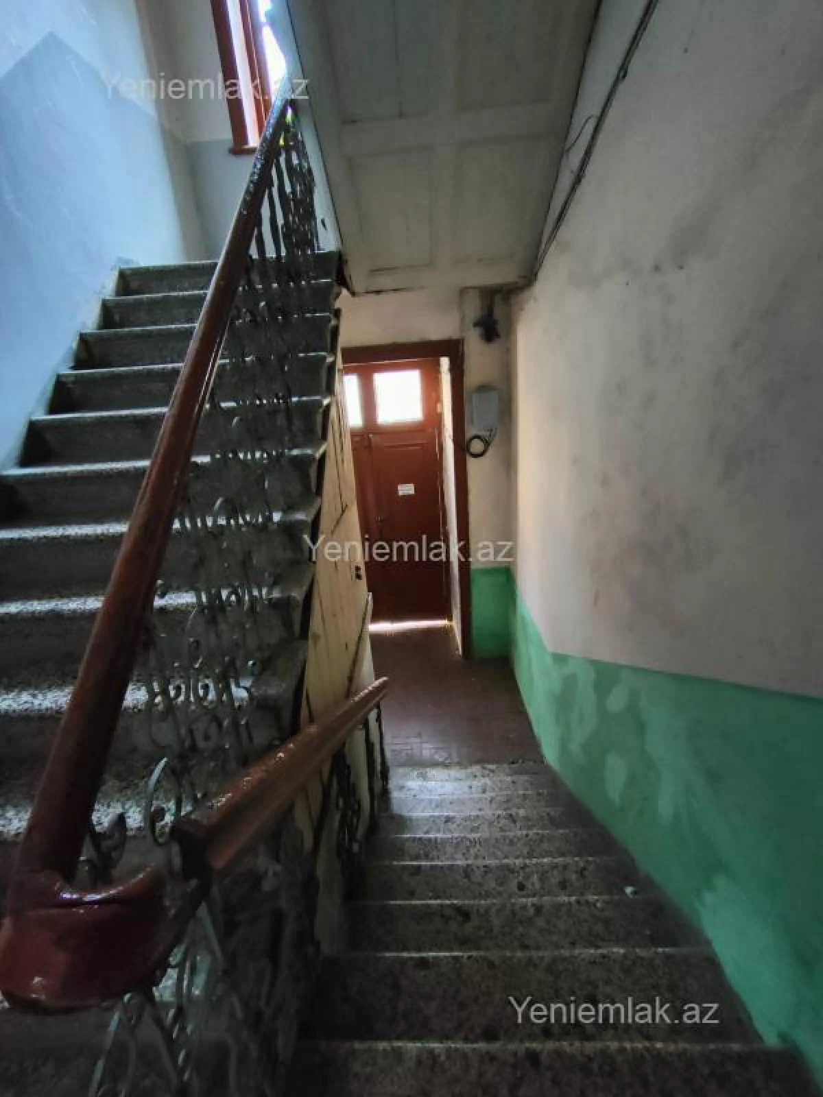 Satılır 3 otaqlı köhnə tikili 86 m²