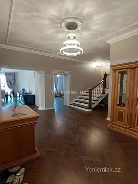 Satılır 5 otaqlı həyət evi 200 m²