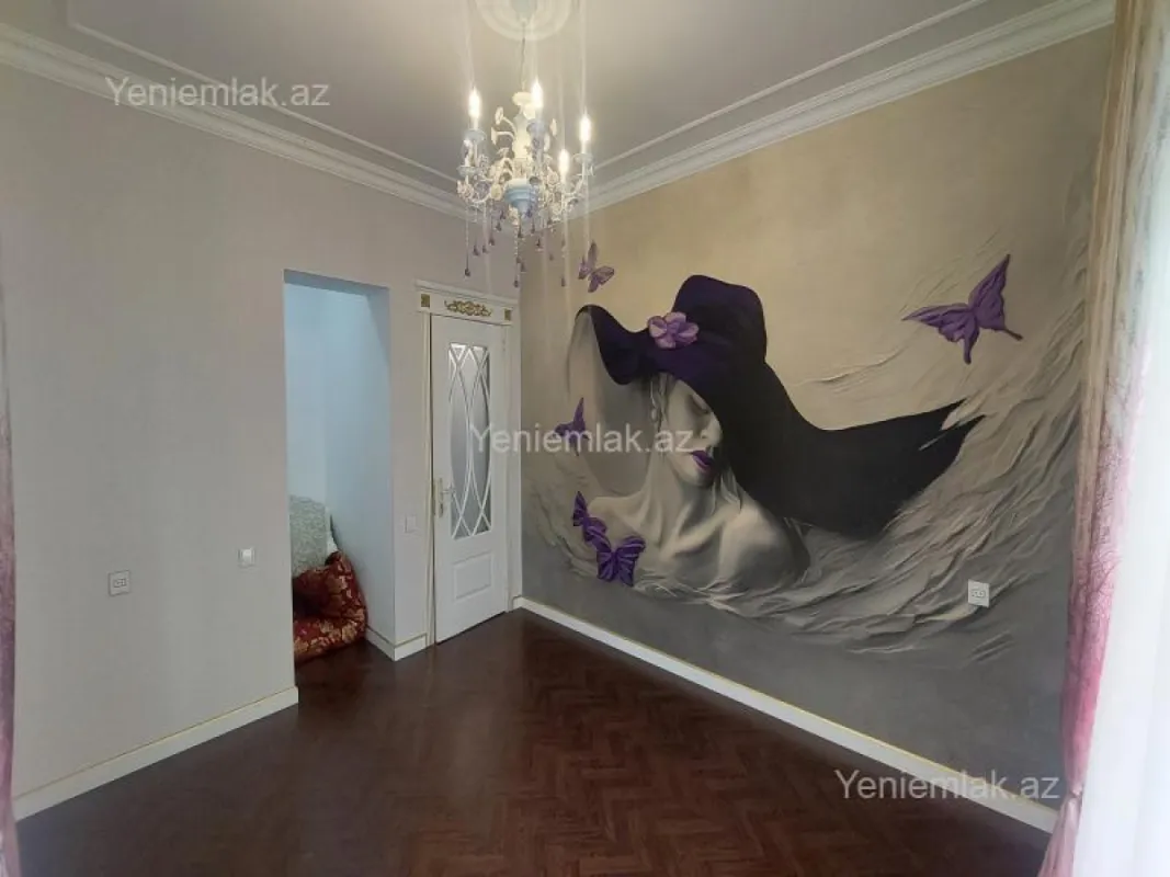 Satılır 5 otaqlı həyət evi 200 m²