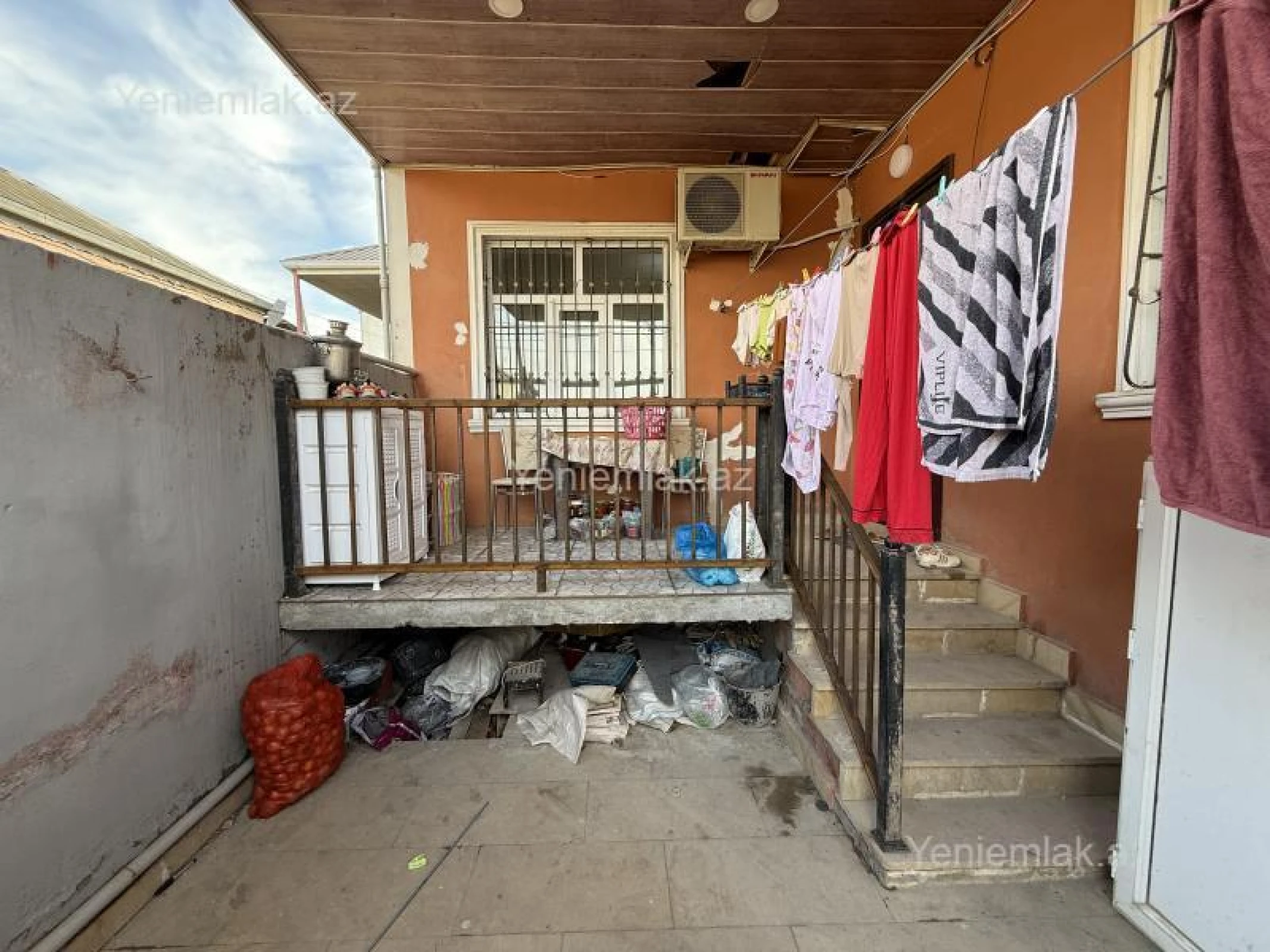 Satılır 2 otaqlı həyət evi 65 m²