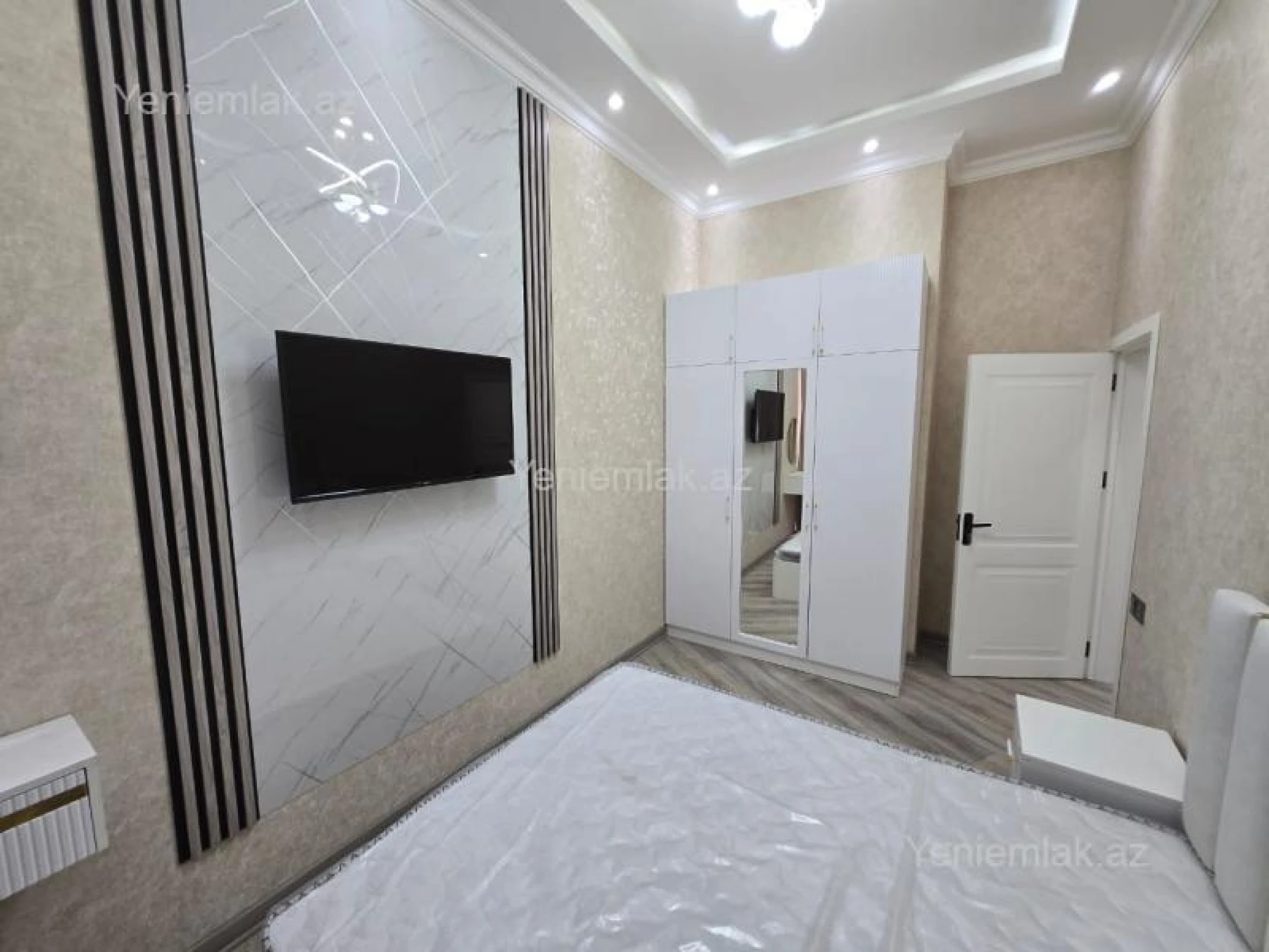 Satılır 3 otaqlı yeni tikili 62 m²
